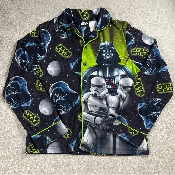 Boys medium & 10/12 pj shirts, Minecraft & Star Wars. All about same size - Picture 6 of 12